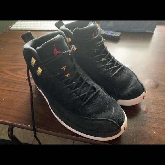 Jordan 12 Reverse - Picture 2 of 5